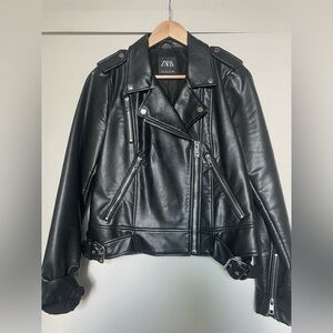 ✨ Zara Faux Leather Jacket ✨